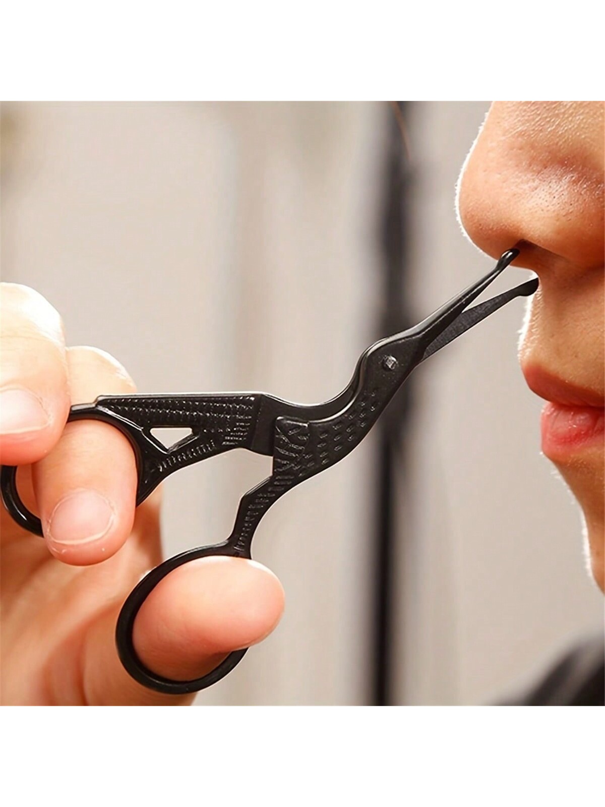 Ciseaux pour poils du nez, ton - Nose Trimmer avis et prix